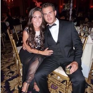 Meet your Posher, Yanni